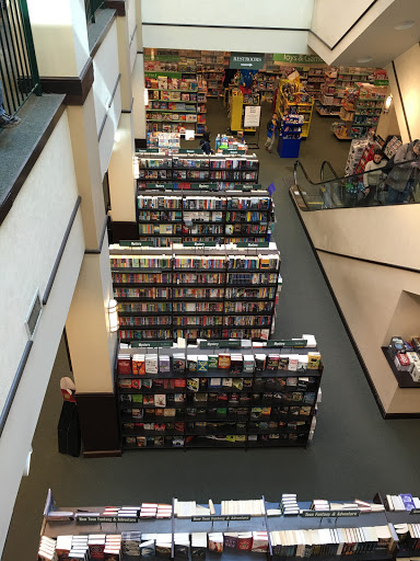 Book Store «Barnes & Noble», reviews and photos, 4801 Bethesda Ave, Bethesda, MD 20814, USA