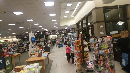 Book Store «Barnes & Noble», reviews and photos, 1315 E Gladstone St, Glendora, CA 91740, USA