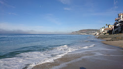 Brooks Street beach'in fotoğrafı uçurumlarla desteklenmiş