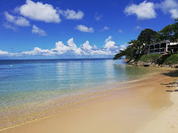 Photo de Saint-Louis Beach II avec rivage droit, long
