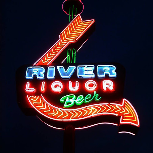 Liquor Store «River Cut Rate Liquor», reviews and photos, 327 Cadiz St, Dallas, TX 75207, USA