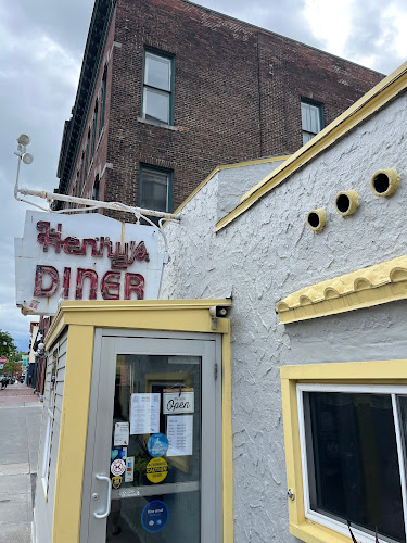 Henry's Diner - Burlington