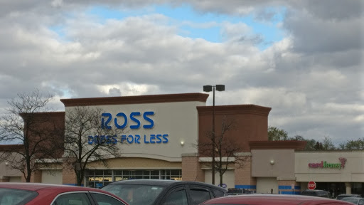 Clothing Store «Ross Dress for Less», reviews and photos, 7511 Lemont Rd, Darien, IL 60561, USA