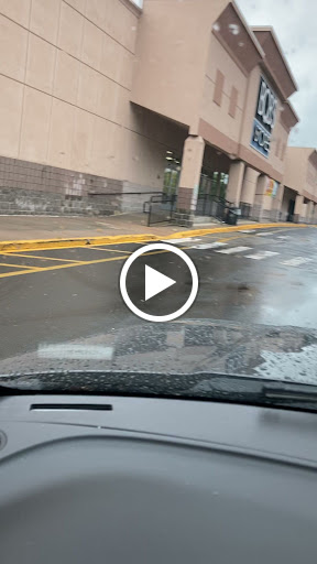 Dollar Store «Dollar Tree», reviews and photos, 416 E Main St Ste 3, Middletown, CT 06457, USA