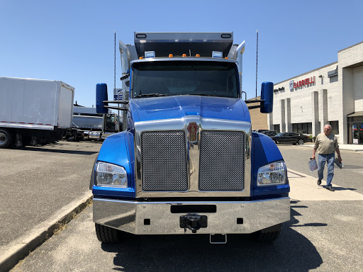 Ford Dealer «Gabrielli Ford Truck Sales and Service», reviews and photos, 3200 Horseblock Road, Medford, NY 11763, USA