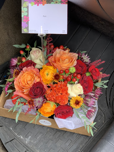 Florist «Lake Zurich Florist», reviews and photos, 34 E Main St, Lake Zurich, IL 60047, USA