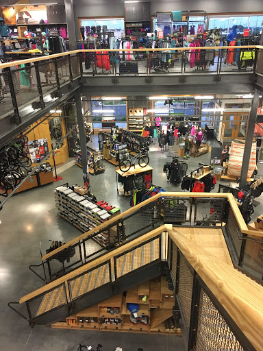 Outdoor Sports Store «REI», reviews and photos, 161 Town Square Pl, King of Prussia, PA 19406, USA