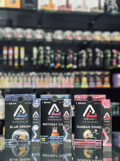 Tobacco Shop «Orlando Smoke Shop Fun Spot», reviews and photos, 5531 International Dr, Orlando, FL 32819, USA