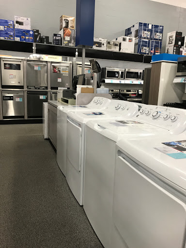 Electronics Store «Best Buy», reviews and photos, 3435 Princeton Rd, Hamilton, OH 45011, USA