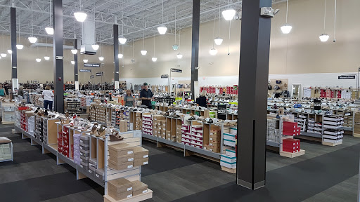Shoe Store «DSW Designer Shoe Warehouse», reviews and photos, 1300 Huguenot Rd, Midlothian, VA 23113, USA