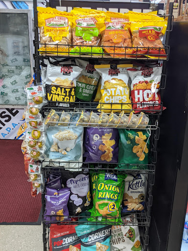 Liquor Store «Tiverton Liquor Store», reviews and photos, 65 Main Rd, Tiverton, RI 02878, USA