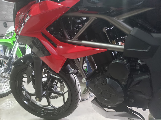 Kawasaki Quito - Tienda de motocicletas
