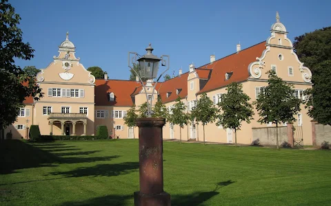 Jagdschloss Kranichstein Stiftung Hessischer Jägerhof image