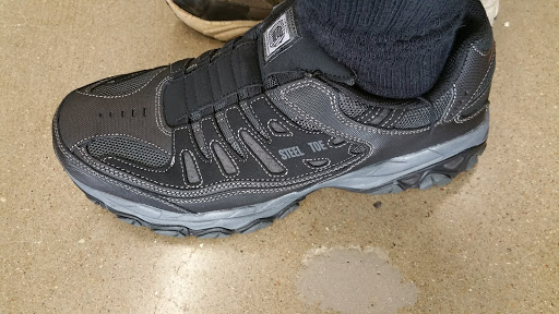 Shoe Store «SKECHERS Factory Outlet», reviews and photos, 10515 N Mopac Expy #140, Austin, TX 78759, USA