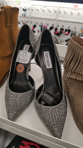 Clothing Store «Ross Dress for Less», reviews and photos, 1237 E Golf Rd, Schaumburg, IL 60173, USA