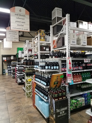 Wine Store «Luekens Liquors», reviews and photos, 41522 US Hwy 19 N, Tarpon Springs, FL 34689, USA