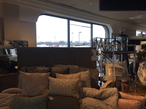Furniture Store «Art Van Furniture - Kalamazoo (Portage)», reviews and photos, 550 Ring Rd, Portage, MI 49024, USA
