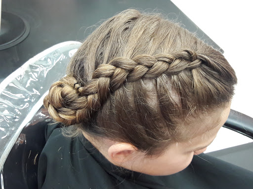 Hair Salon «Hair Cuttery», reviews and photos, 33 W Ridge Pike #369, Limerick, PA 19468, USA