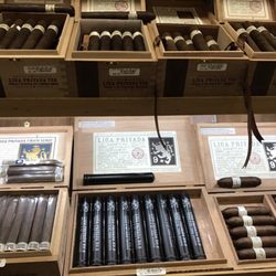 Cigar Shop «Tobacco Junction», reviews and photos, 201 Hempstead Turnpike, Elmont, NY 11003, USA