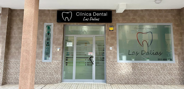 Clínica Dental Las Dalias C. Robinson Crusoe, 14, Cruz de Humilladero, 29006 Málaga, España