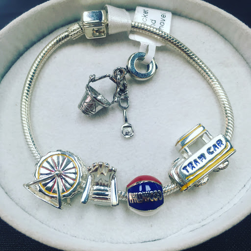 Jewelry Store «M.S. Brown Jewelers», reviews and photos, 3304 Pacific Ave, Wildwood, NJ 08260, USA