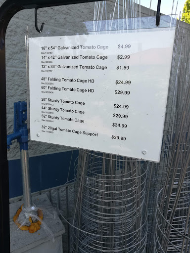 Animal Feed Store «Wilco Farm Store», reviews and photos, 2741 OR-99W, McMinnville, OR 97128, USA