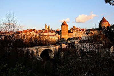 Pont Joly à Semur-en-Auxois