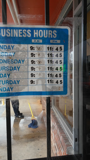 Liquor Store «Beverage City Liquor Store», reviews and photos, 1451 Virginia Ave, Atlanta, GA 30337, USA