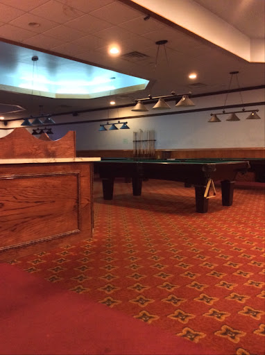 Karaoke Bar «Limit Pool & Karaoke Club», reviews and photos, 2800 E Grand River Ave, East Lansing, MI 48823, USA