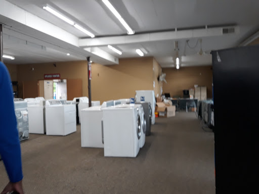 Appliance Repair Service «Midwest Used Appliance & Repair», reviews and photos, 8 Wade Square, Belleville, IL 62221, USA