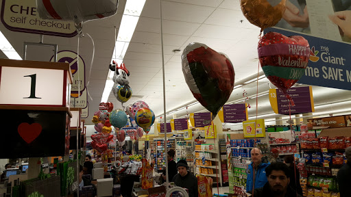 Supermarket «Giant», reviews and photos, 6426 Springfield Plaza, Springfield, VA 22150, USA