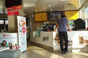 McDonald's Mayjend Sungkono image