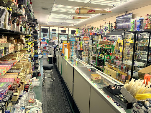 Tobacco Shop «Brockton smoke shop», reviews and photos, 793 Crescent St #1, Brockton, MA 02302, USA