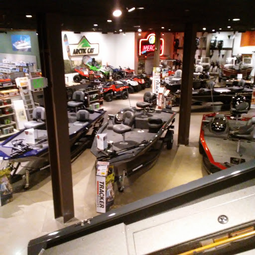 Sporting Goods Store «Bass Pro Shops», reviews and photos, 951 E Lewis and Clark Pkwy, Clarksville, IN 47129, USA