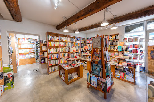 Librairie Feuilles des Vignes Sainte-Cécile-les-Vignes