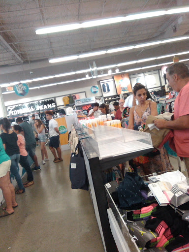 Clothing Store «Old Navy», reviews and photos, 6867 Hwy 6 N, Houston, TX 77084, USA