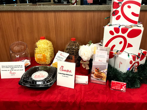 Fast Food Restaurant «Chick-fil-A», reviews and photos, 3678 W Gandy Blvd, Tampa, FL 33611, USA