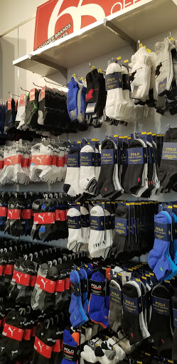 Department Store «Century 21 Department Store», reviews and photos, 651 Kapkowski Rd, Elizabeth, NJ 07201, USA