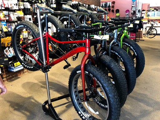 Bicycle Store «Xtreme Wheels Bike and Sport», reviews and photos, 33 S Main St, Council Bluffs, IA 51503, USA