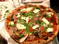 Pizza du Restaurant italien Chez Vincent (Casa Cozzoli) à Paris - n°7