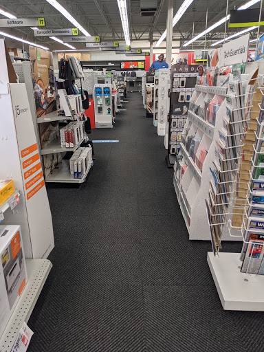 Office Supply Store «Staples», reviews and photos, 1125 E Ogden Ave, Naperville, IL 60563, USA