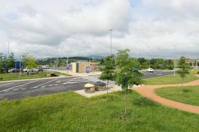 Aire de repos des Pierres Dorées à Bully