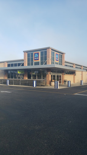 Supermarket «ALDI», reviews and photos, 333 Ave K SW, Winter Haven, FL 33880, USA