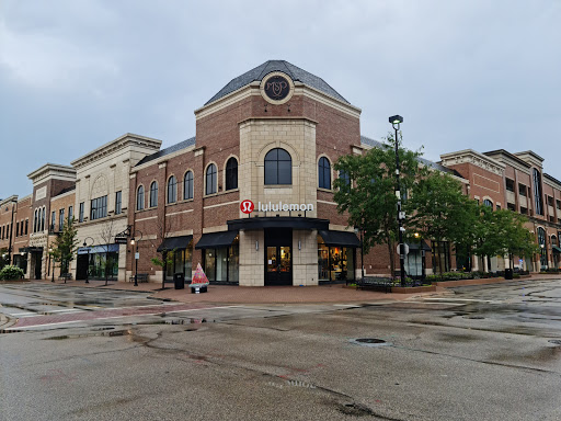 Downtown Naperville image 2