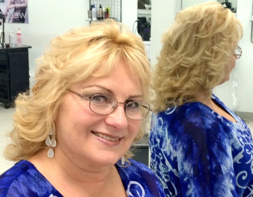 Beauty Salon «Salon Secrets», reviews and photos, 282 E Main St, Avon, NY 14414, USA