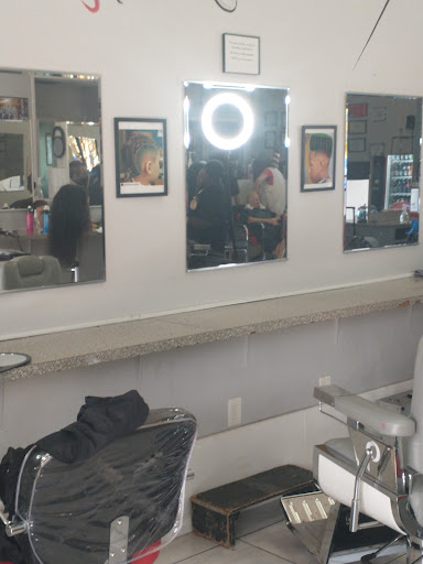 Shopping Mall «Coral Square Shopping Center», reviews and photos, 3006 US-1, Fort Pierce, FL 34982, USA