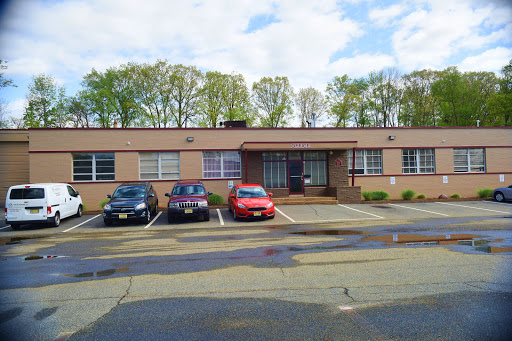 Auto Body Shop «Mountain View Auto 96», reviews and photos, 96 Newark Pompton Turnpike, Wayne, NJ 07470, USA