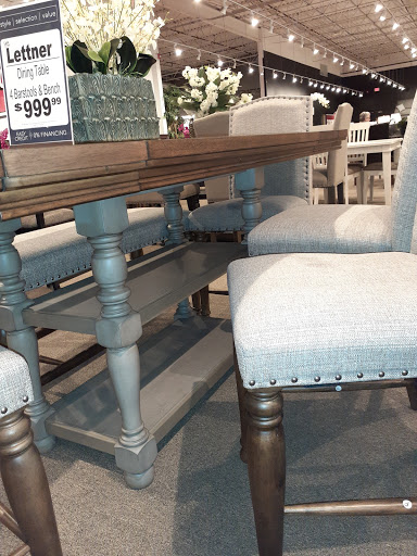 Furniture Store «Furniture Deals», reviews and photos, 14121 US-40, Kansas City, MO 64136, USA