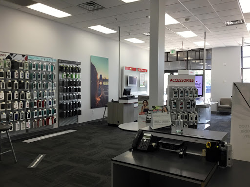 Cell Phone Store «GoWireless Verizon Authorized Retailer», reviews and photos, 9348 Village Shop Dr, Sandy, UT 84094, USA