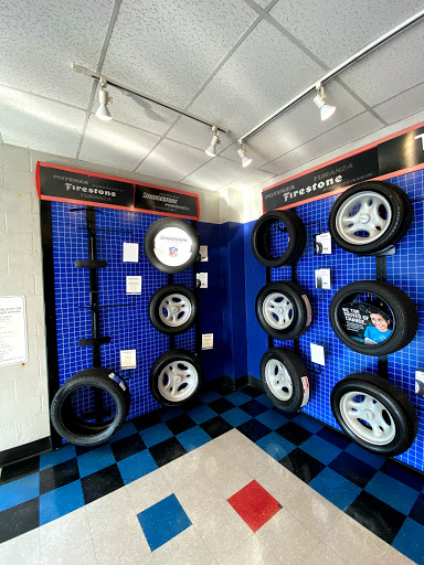 Tire Shop «Firestone Complete Auto Care», reviews and photos, 522 N Main St, Corona, CA 92880, USA